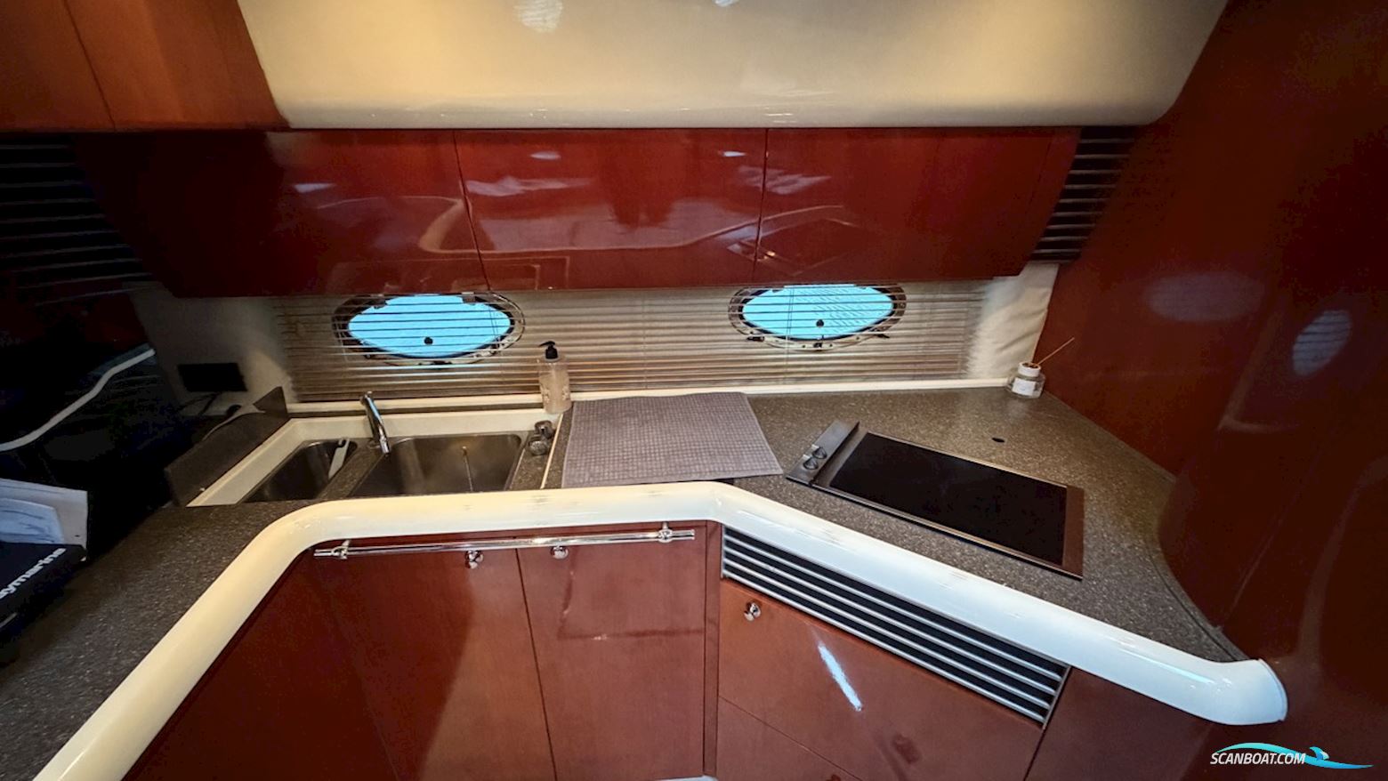 Fairline Targa 48