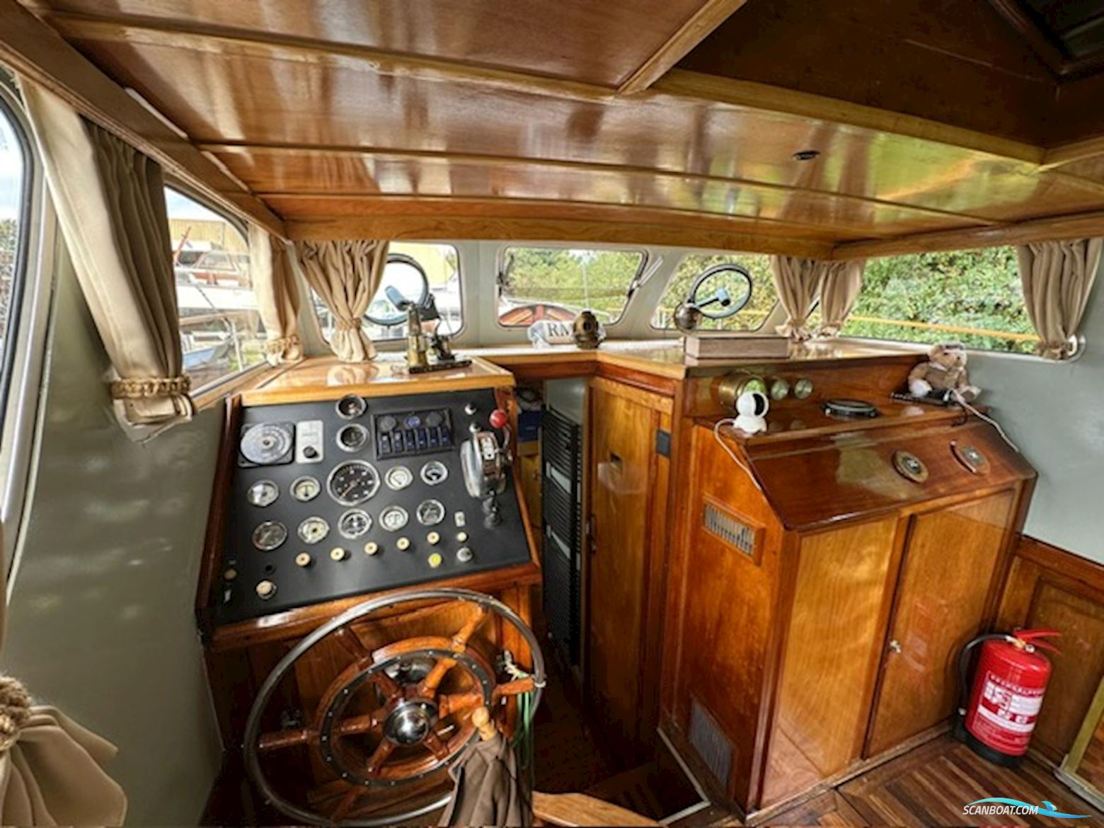 Feadship Royal van Lent & Akerboom