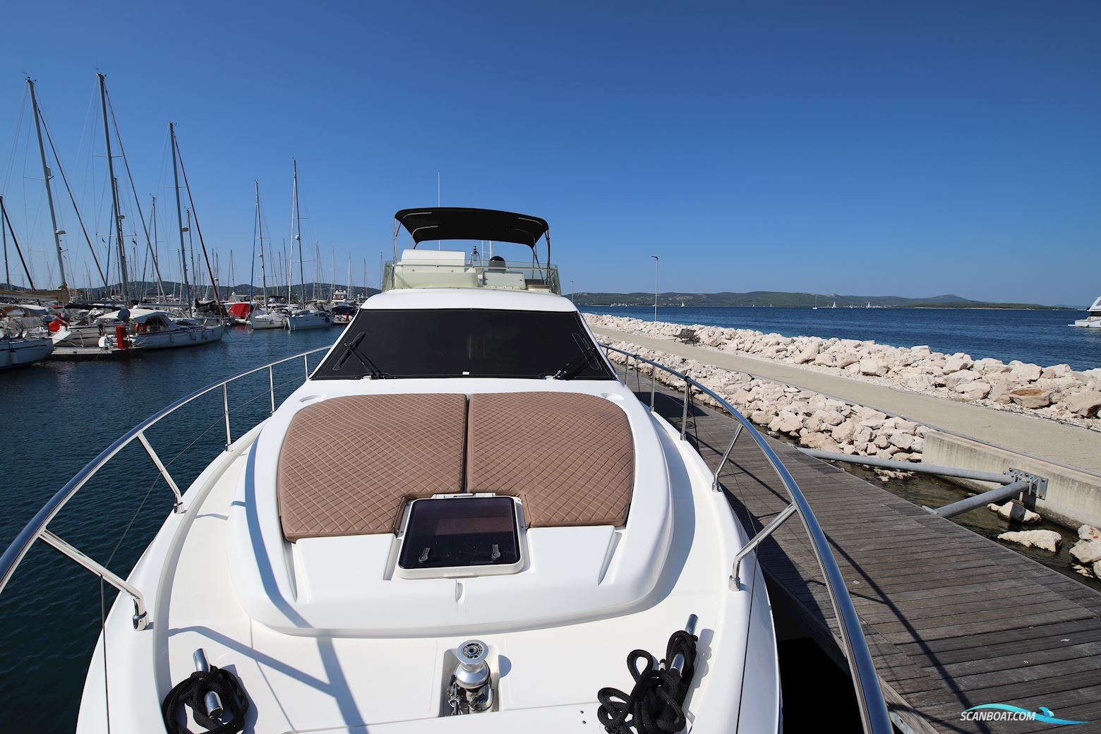 Ferretti 480