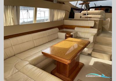 Ferretti 590 Motorboten 2005, met Man V10 motor, Denemarken