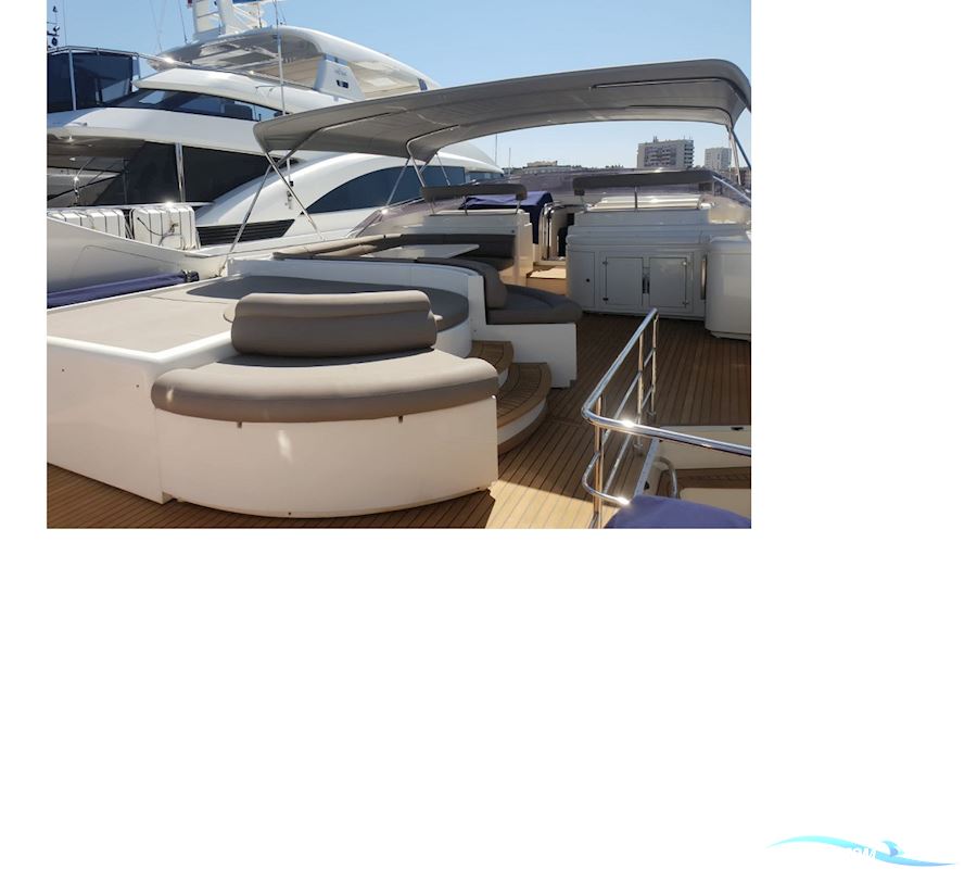 Ferretti 94 Custom Line