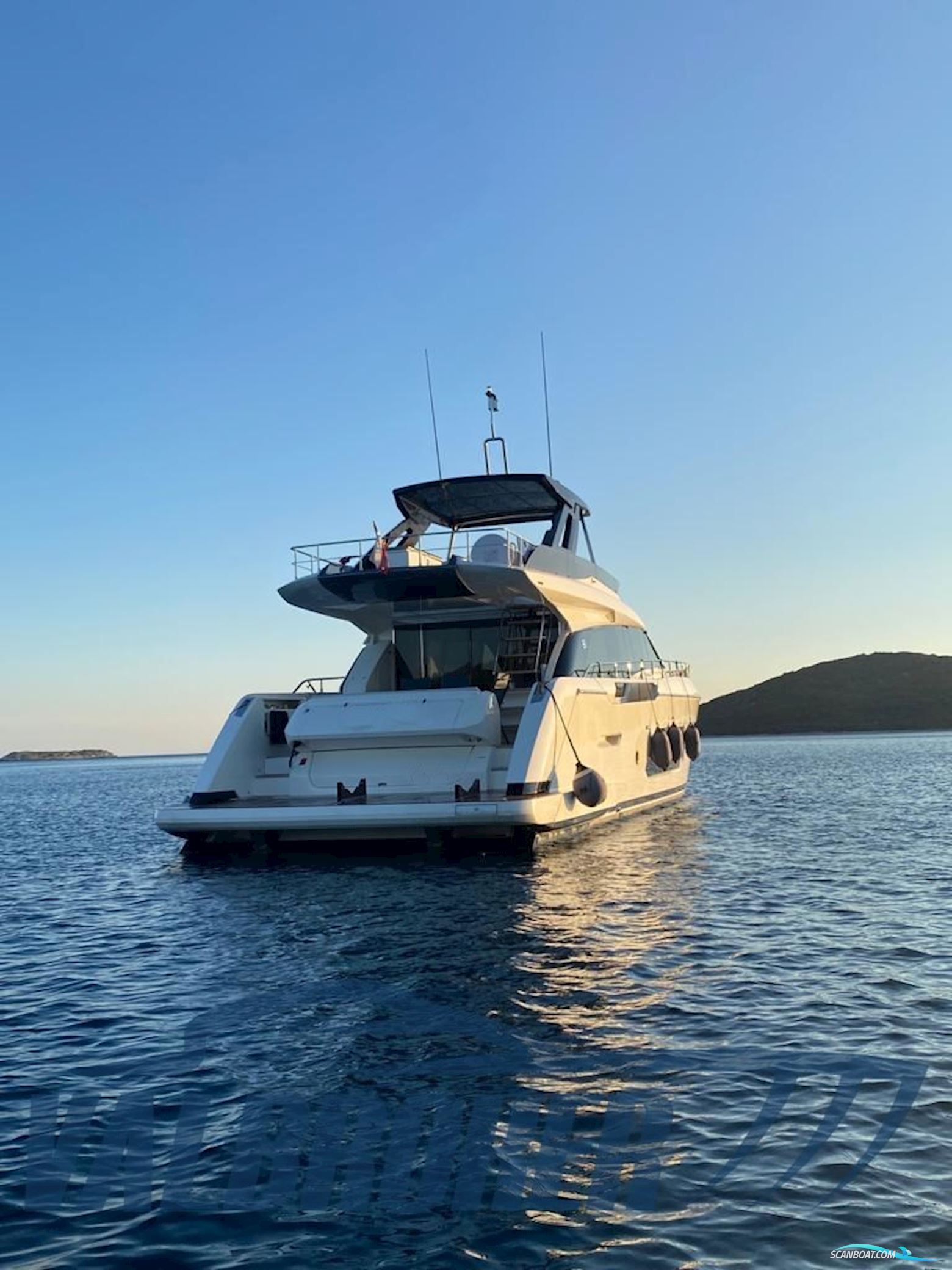 Ferretti Yachts Ferretti 670