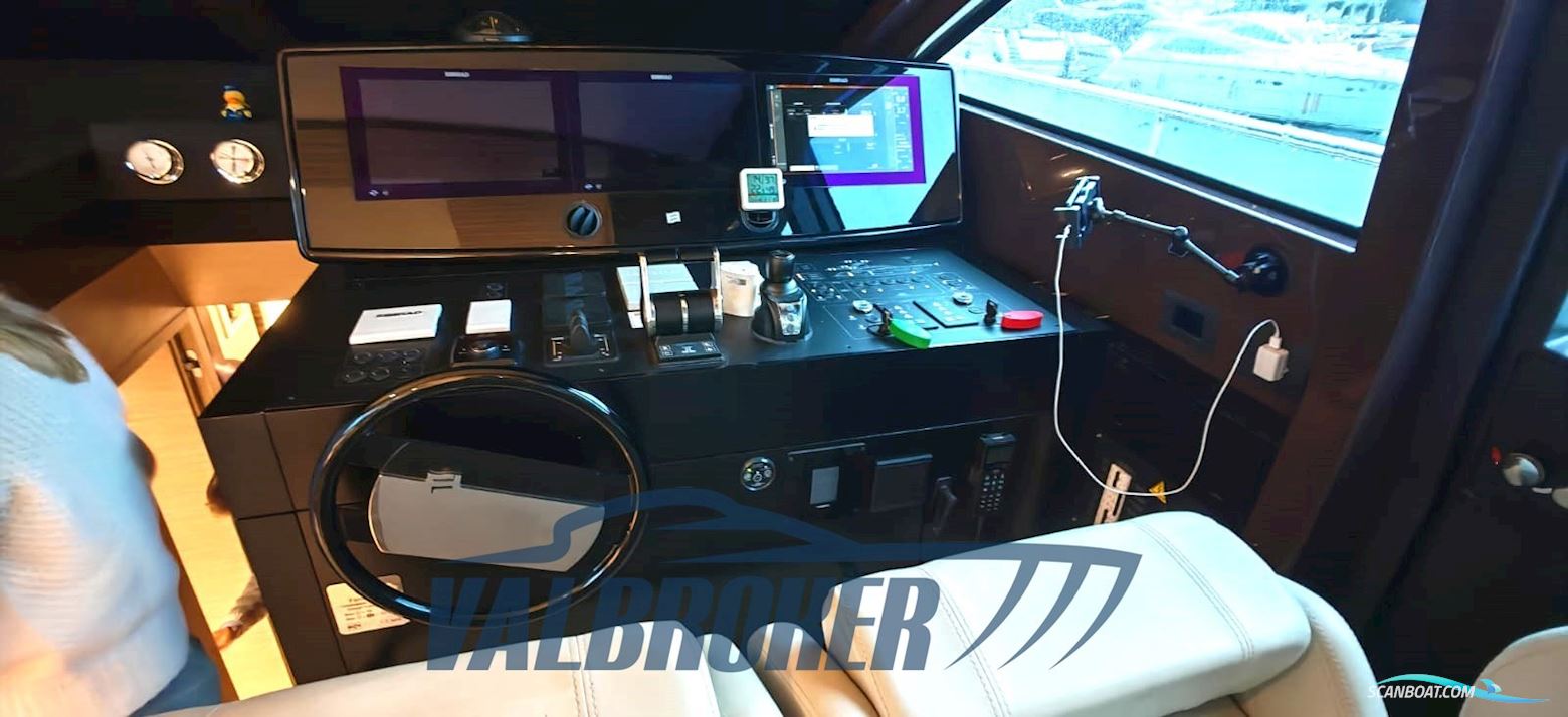 Ferretti Yachts Ferretti 670