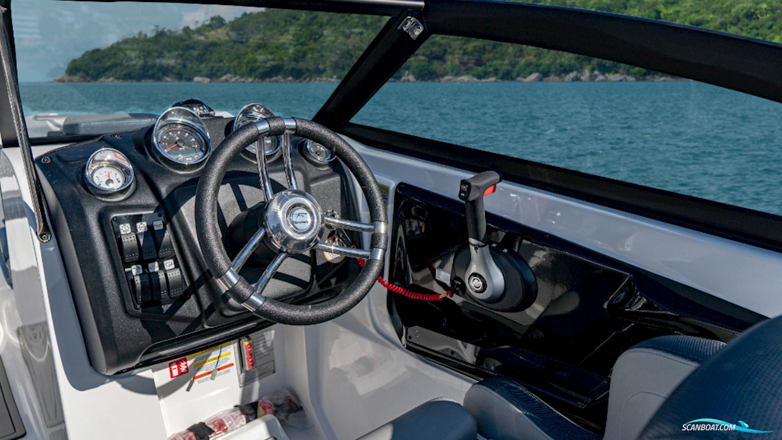 FIBRAFORT 212 Bowrider