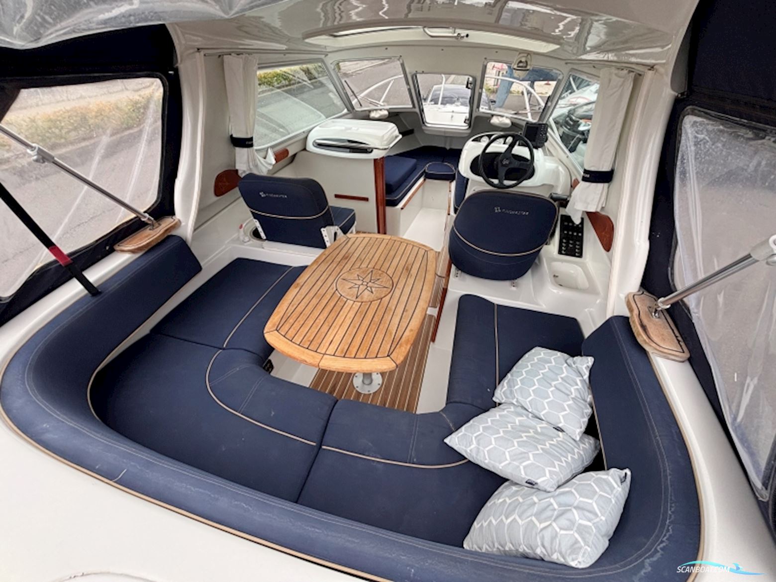 Finnmaster 6100 Royal OC