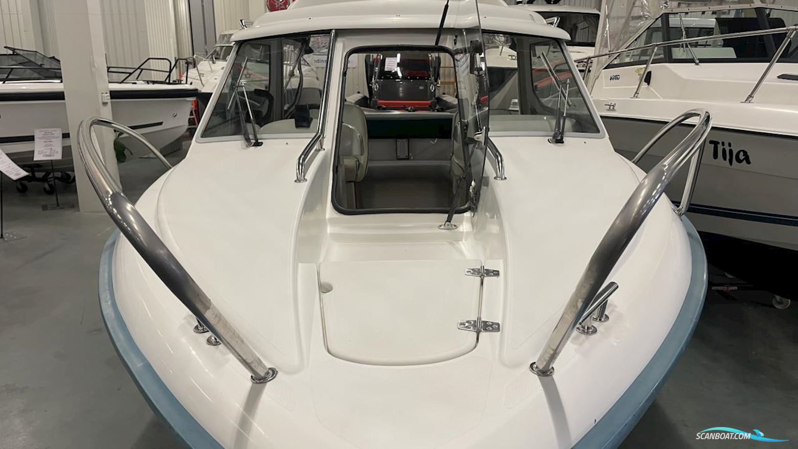 FINNMASTER 6100 ROYAL