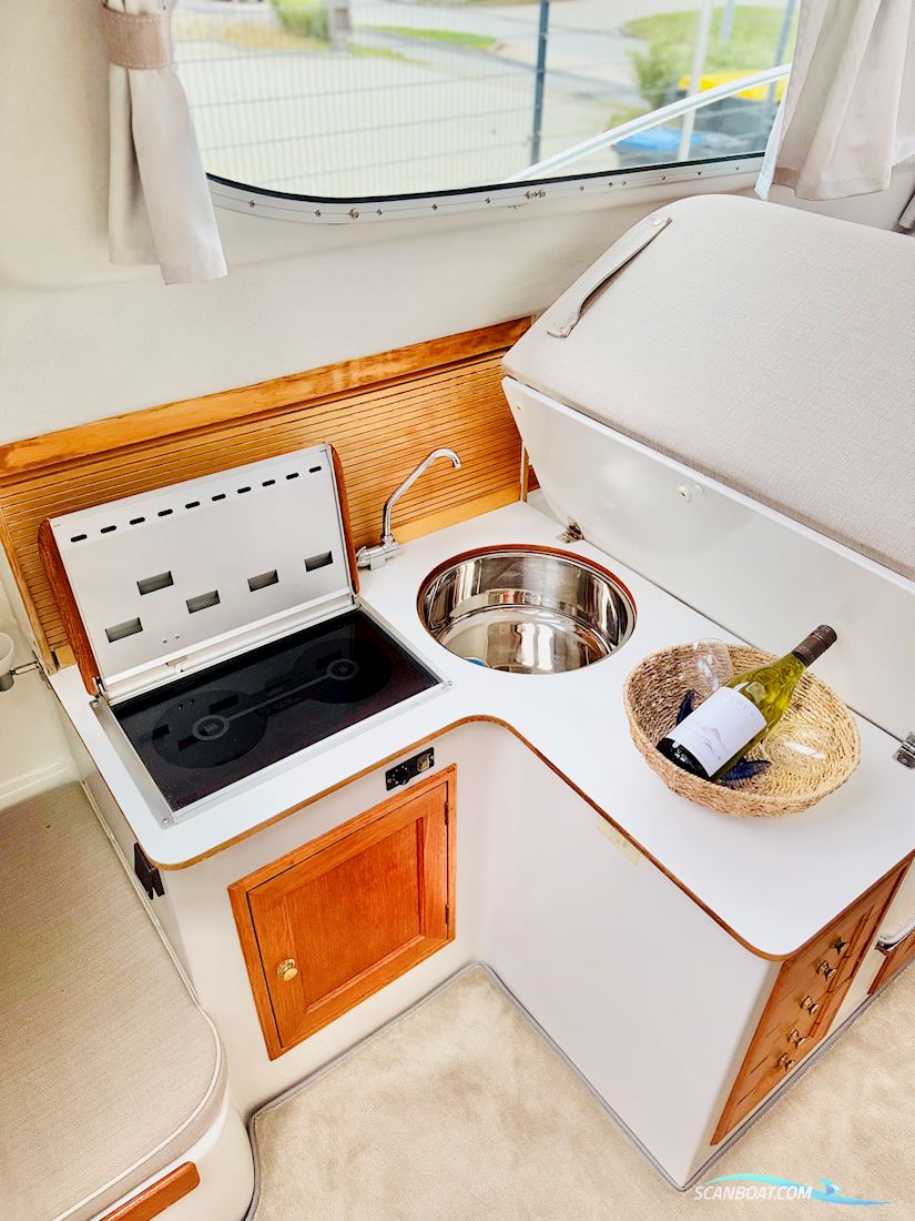 Finnmaster 7050 Sports Family Hardtop