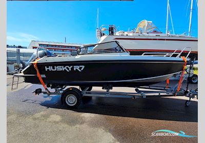 Finnmaster Husky R7 Motorboten 2020, met Yamaha F 200 Fetx motor, Sweden