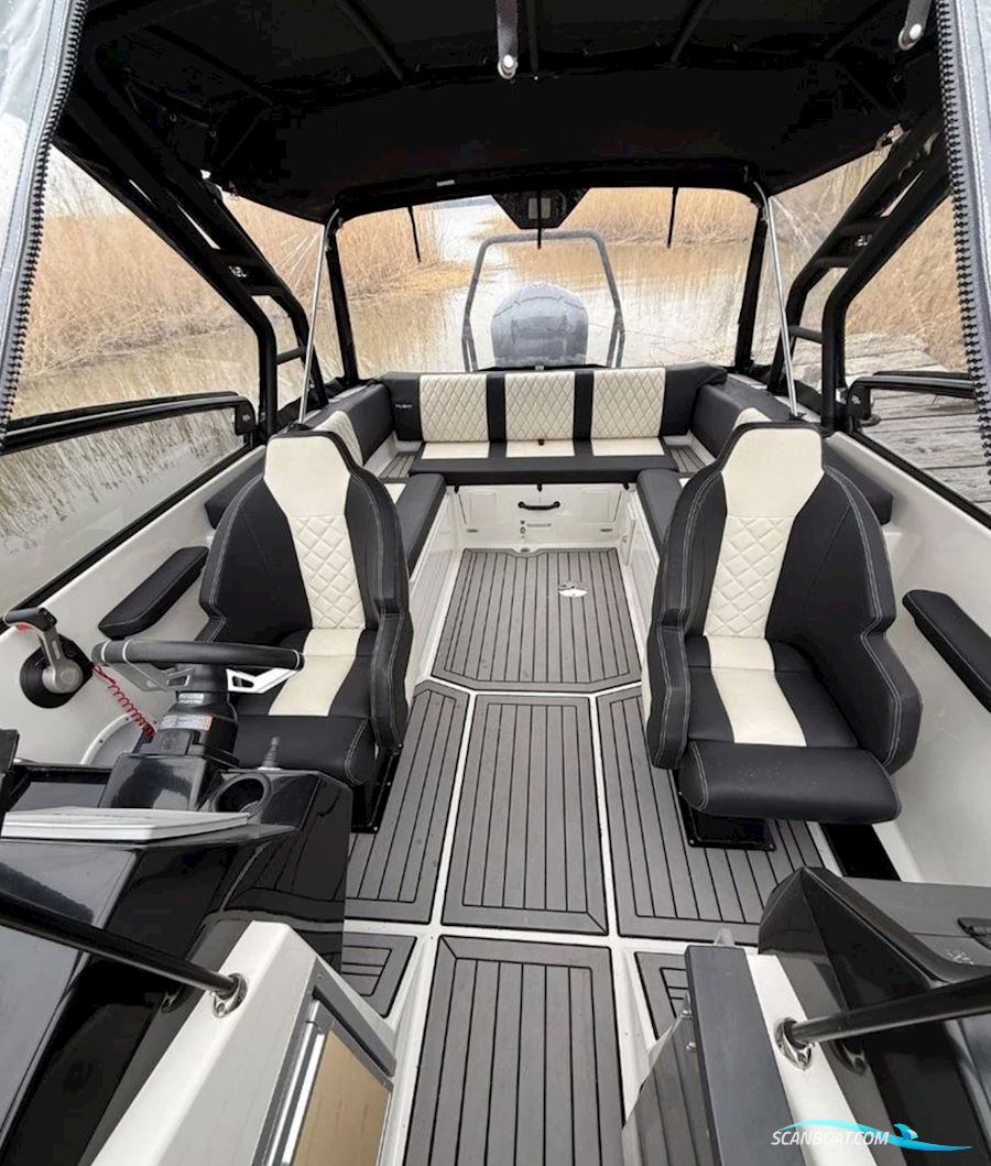 Finnmaster Husky R8S