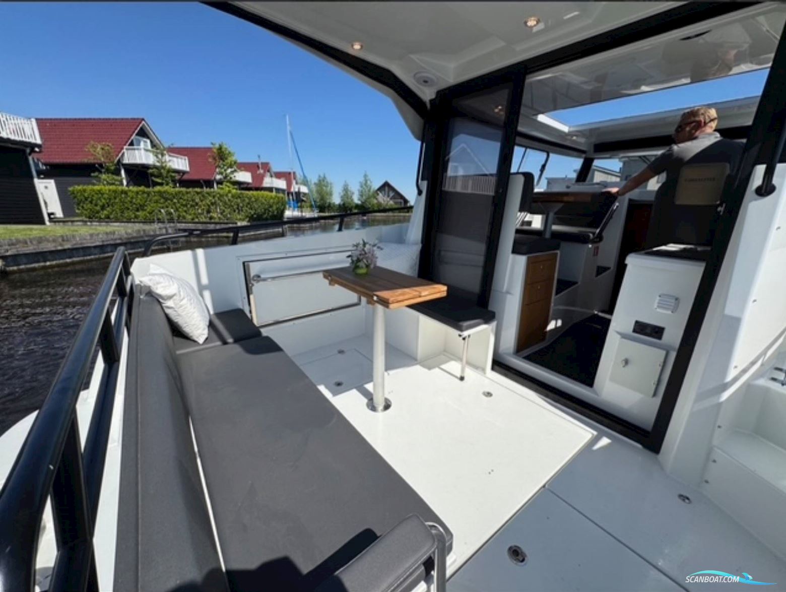 Finnmaster Pilot 8 - 2 X F200 Yamaha/Udstyr