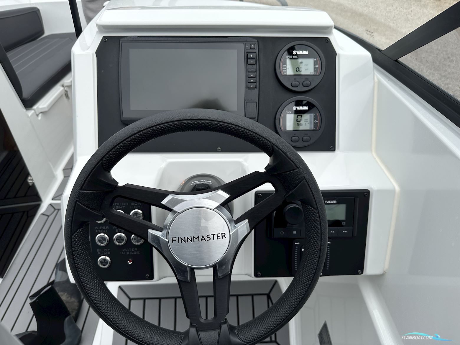 FINNMASTER R6 Bowrider