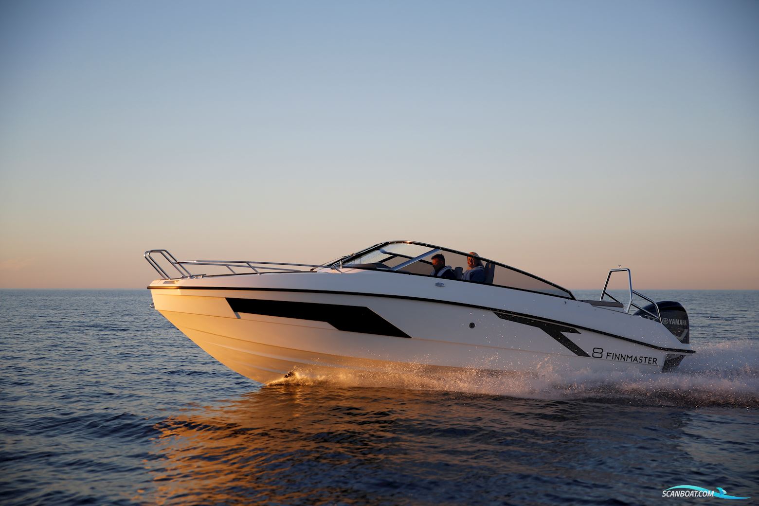 Finnmaster T8 Motorboten 2022, met Yamaha F300Xsb2 motor, Denemarken