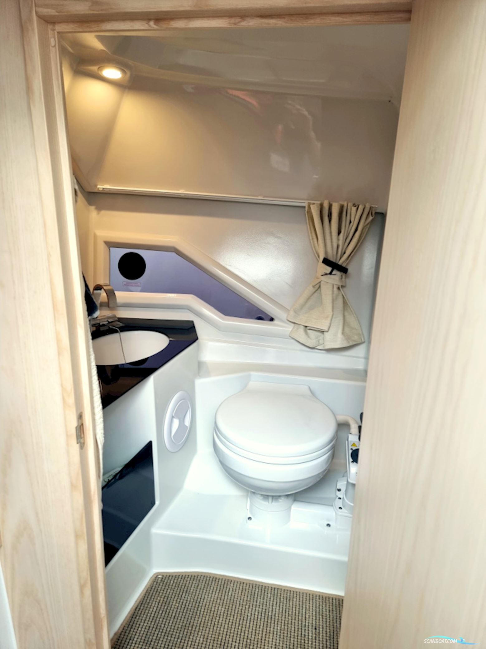 Finnmaster T8 Yamaha F300 XSB2 2022