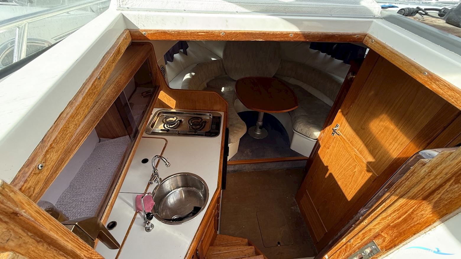 Fjord Dolphin 840