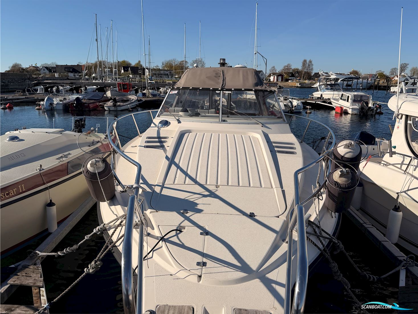 Fjord Dolphin 900