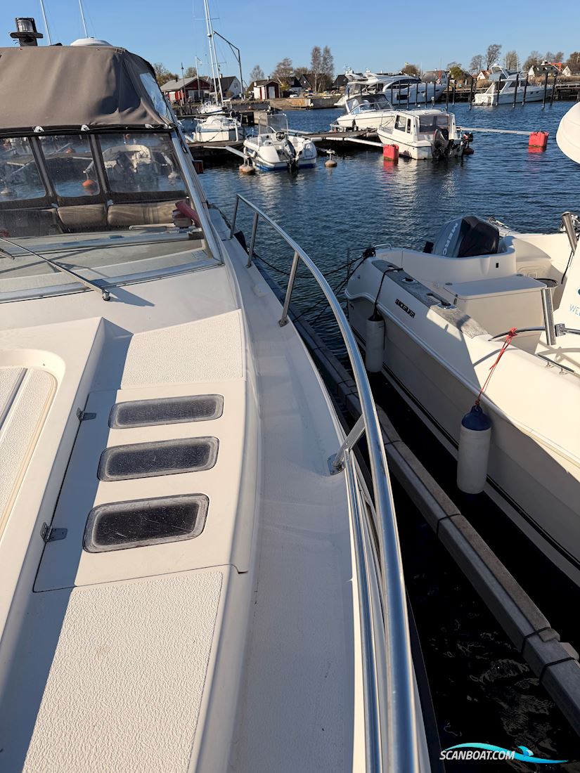 Fjord Dolphin 900