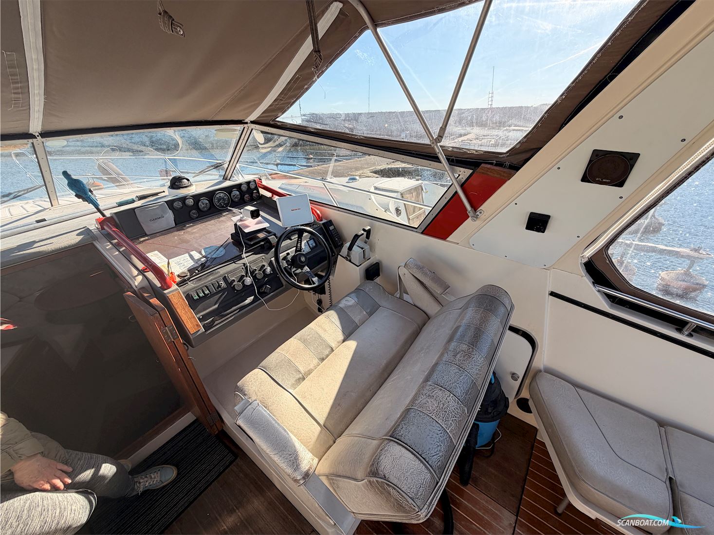 Fjord Dolphin 900