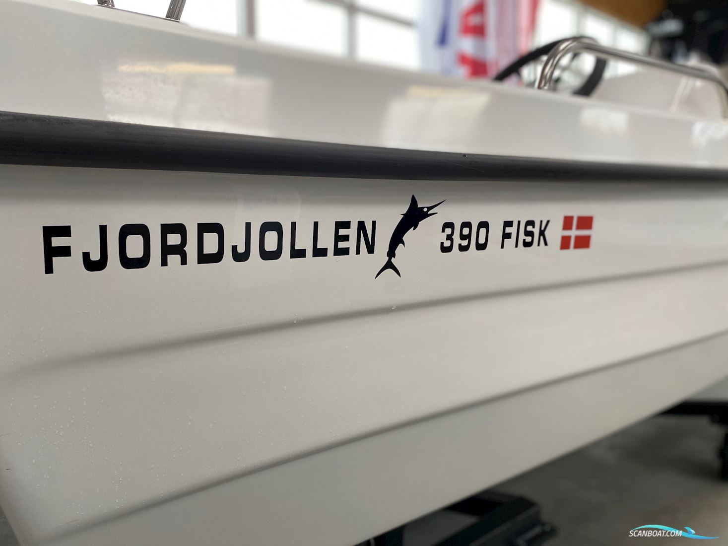 Fjordjollen 390 Fisk m. Styrepult