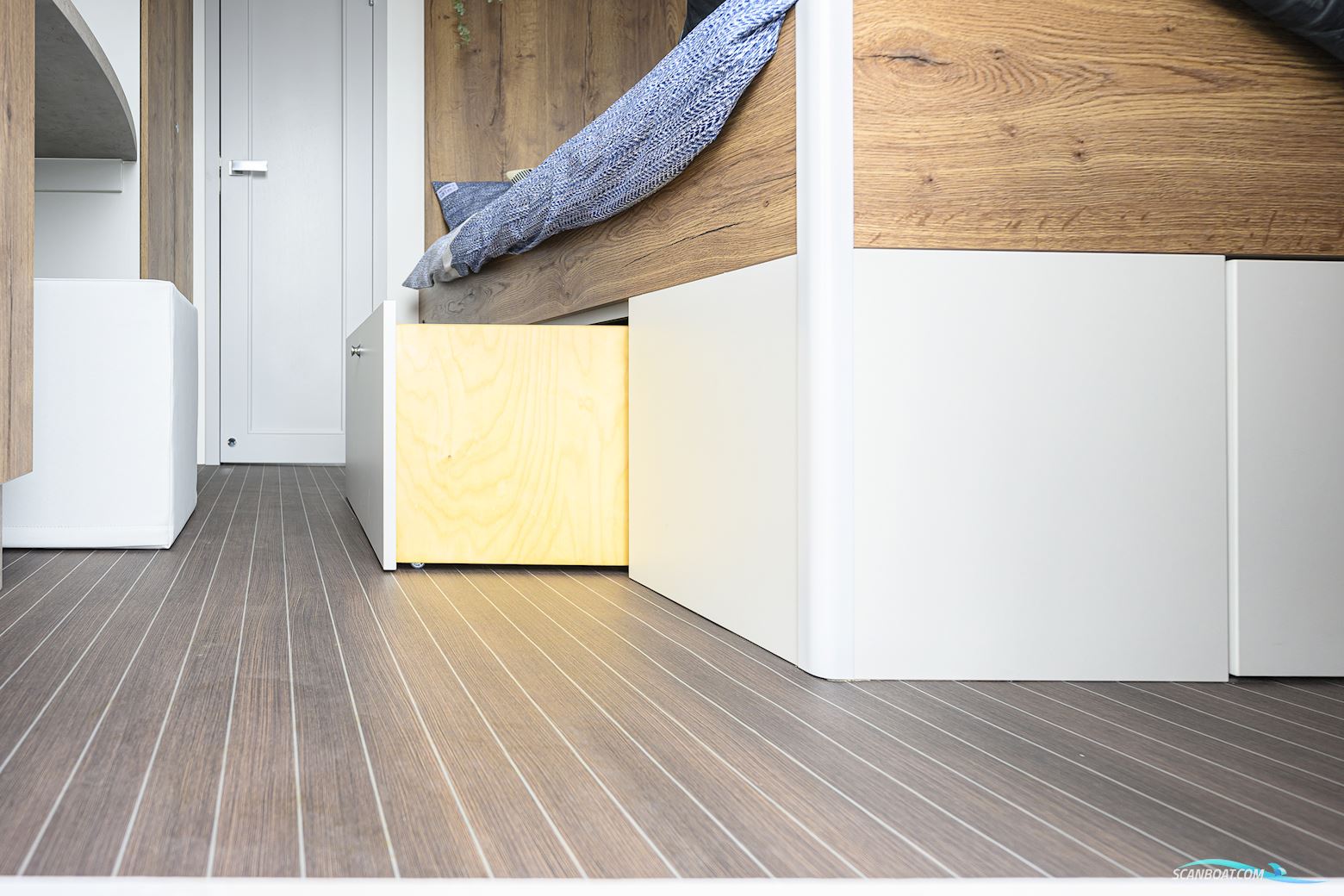 Flexmobil Houseboat Insula