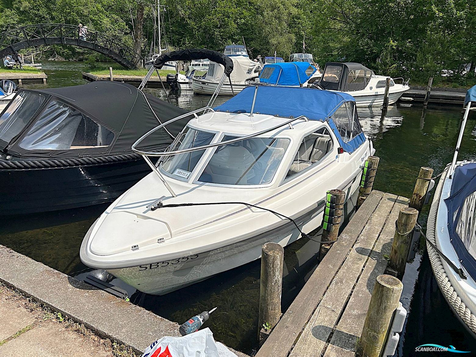 Flipper 520 Hardtop Motorboten 1999, met Mariner motor, Denemarken