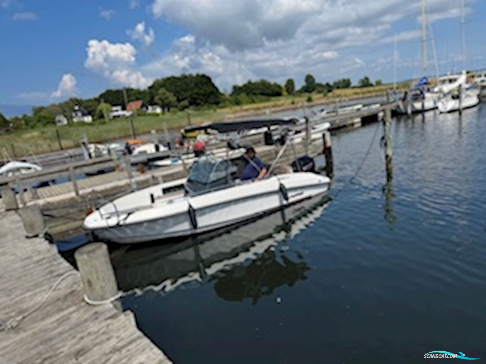Flipper 600 sc (sat 30.000.- ned )