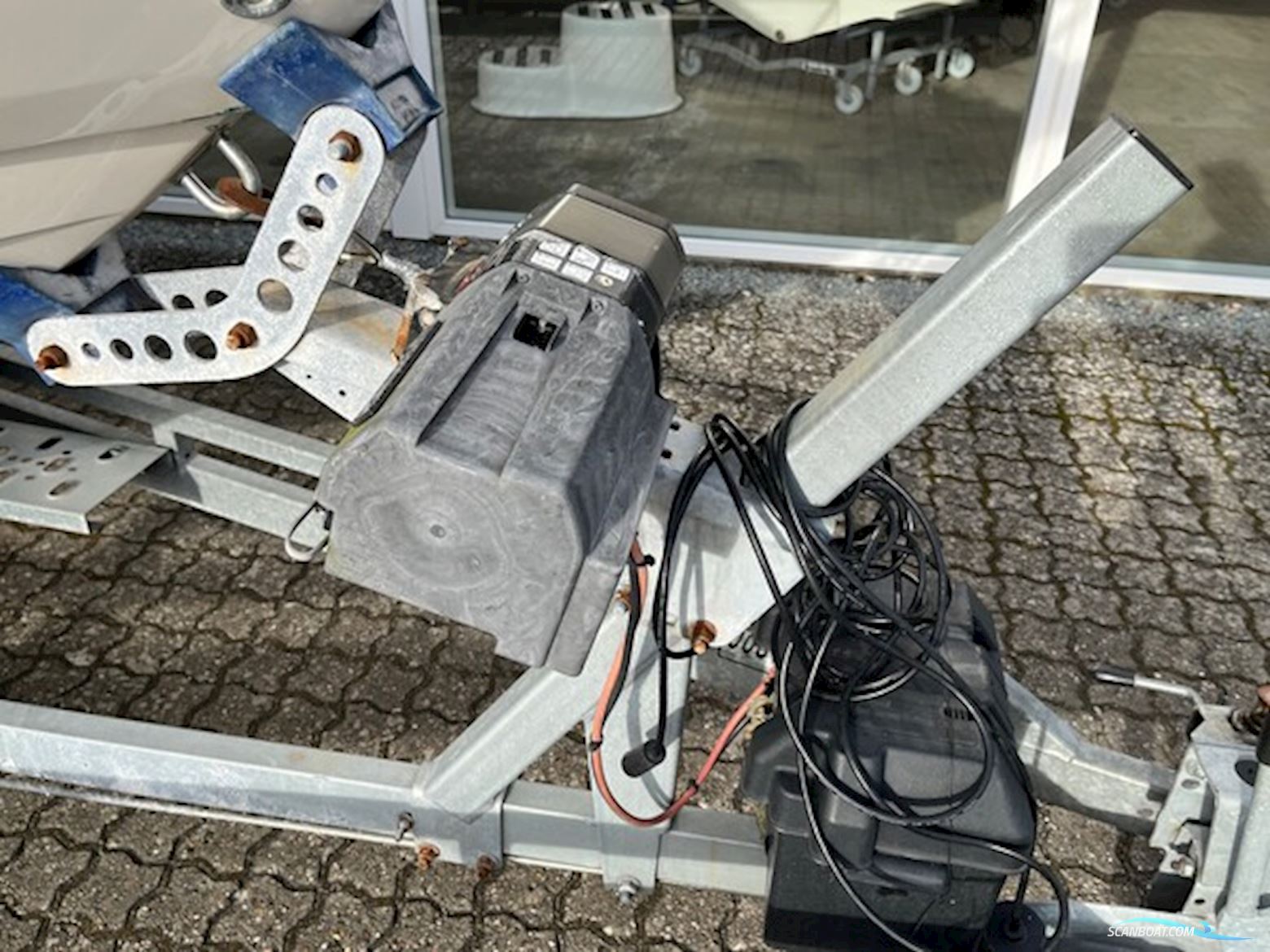 Flipper 640 ST Med F150 Mercury-Efi 4 Takt 3,0L og 1800 kg Bådtrailer - Anvisningssalg