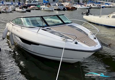 Flipper 650 DC Motorboten 2016, met Mercury 4 Stroke motor, Finland