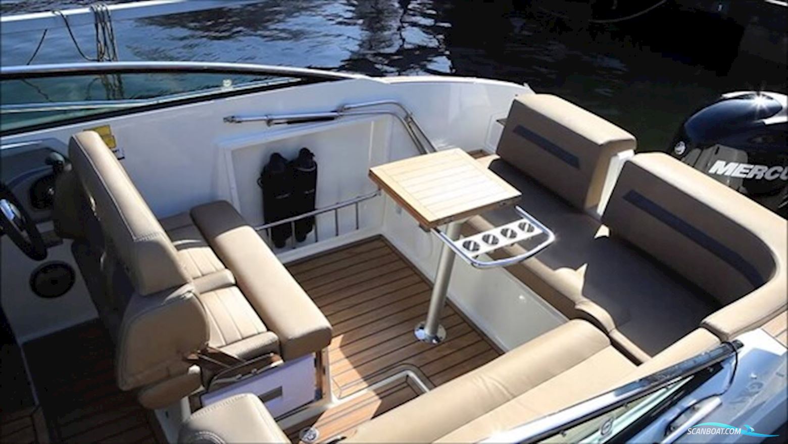 Flipper 670 DC med Mercury 225 hk Verado