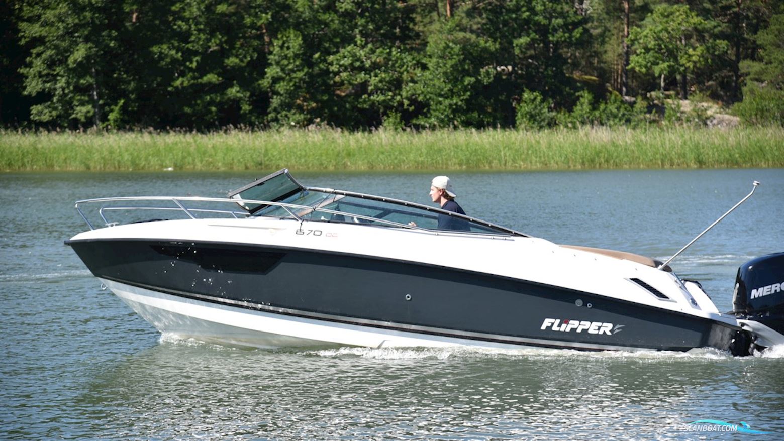 Flipper 670 DC Motorboten 2012, met Mercury motor, Sweden
