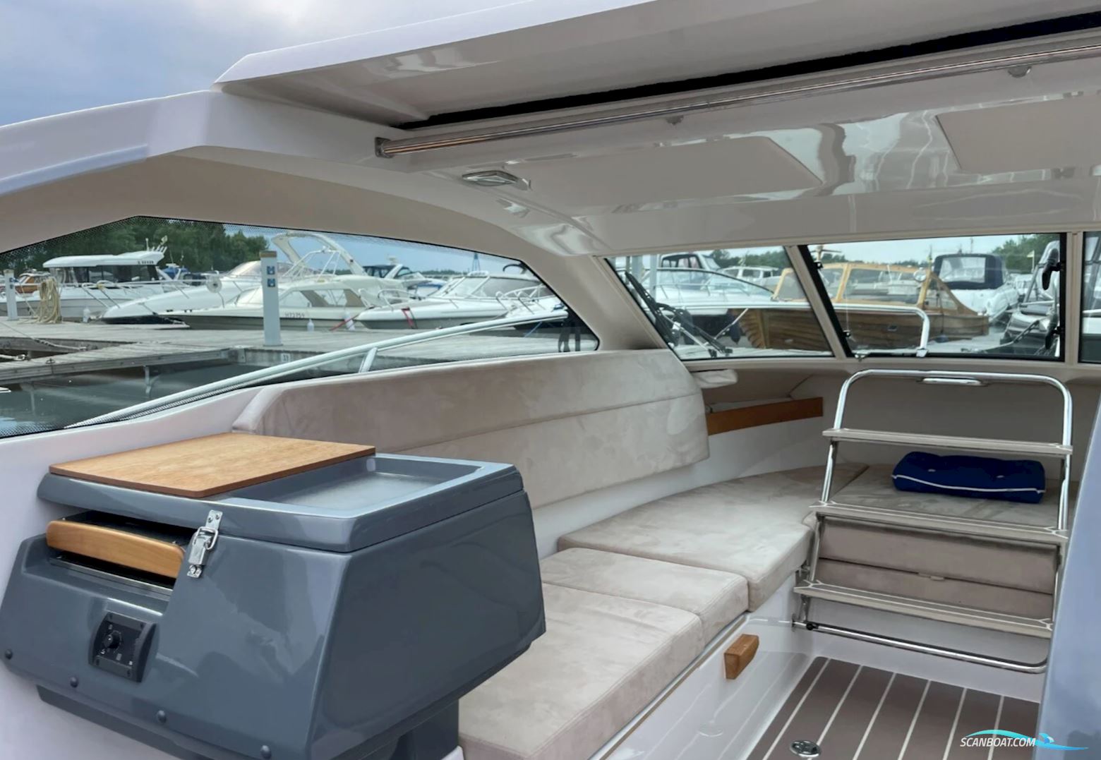 Flipper 670 ST