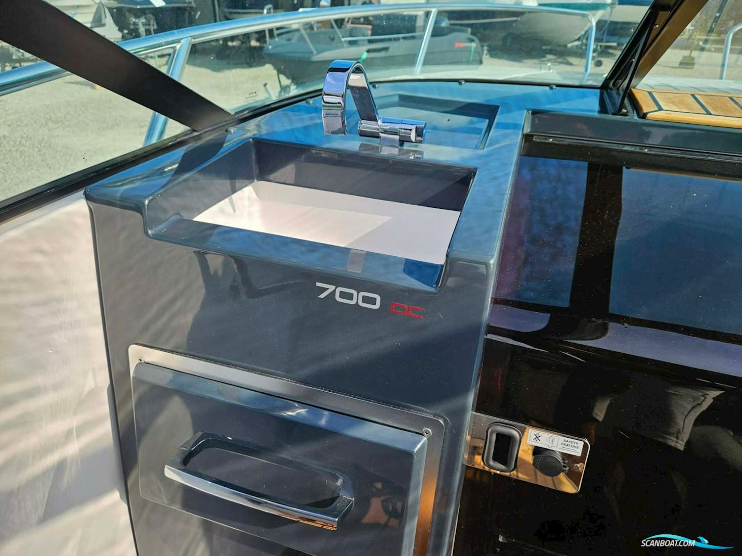 Flipper 700 DC