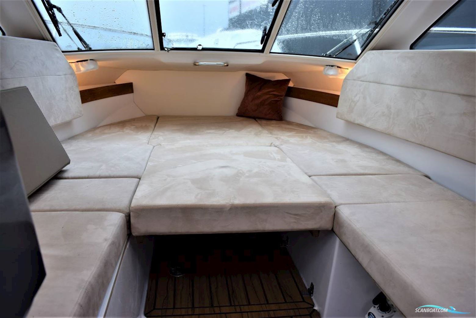 Flipper 700ST m/Yamaha F225 V6 og udstyr