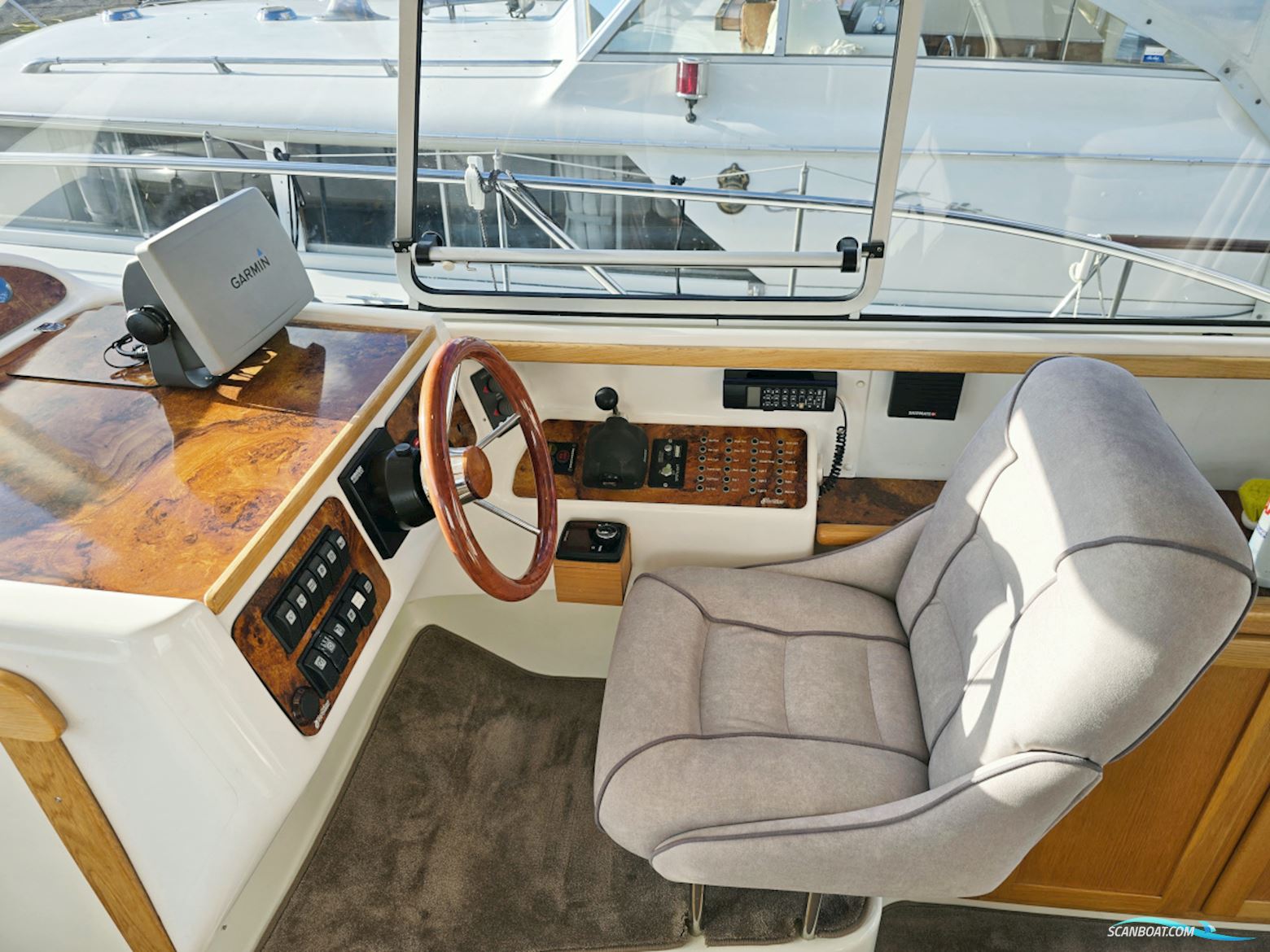 Forbina 10000 Volvo Penta KAD 300 EDC