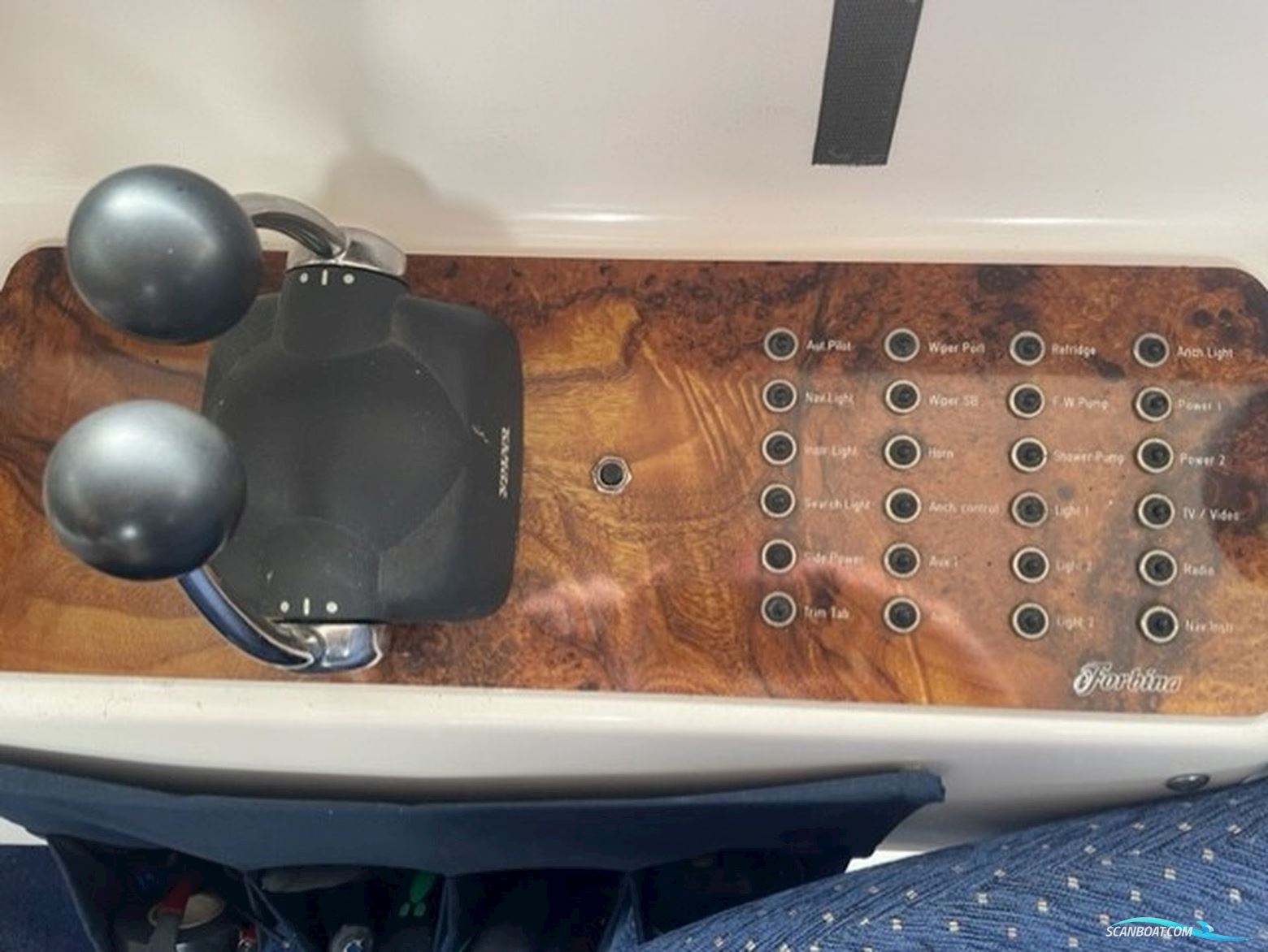 Forbina 11000 Flybridge Svenskbyggd kvalitetsbåt i toppskick