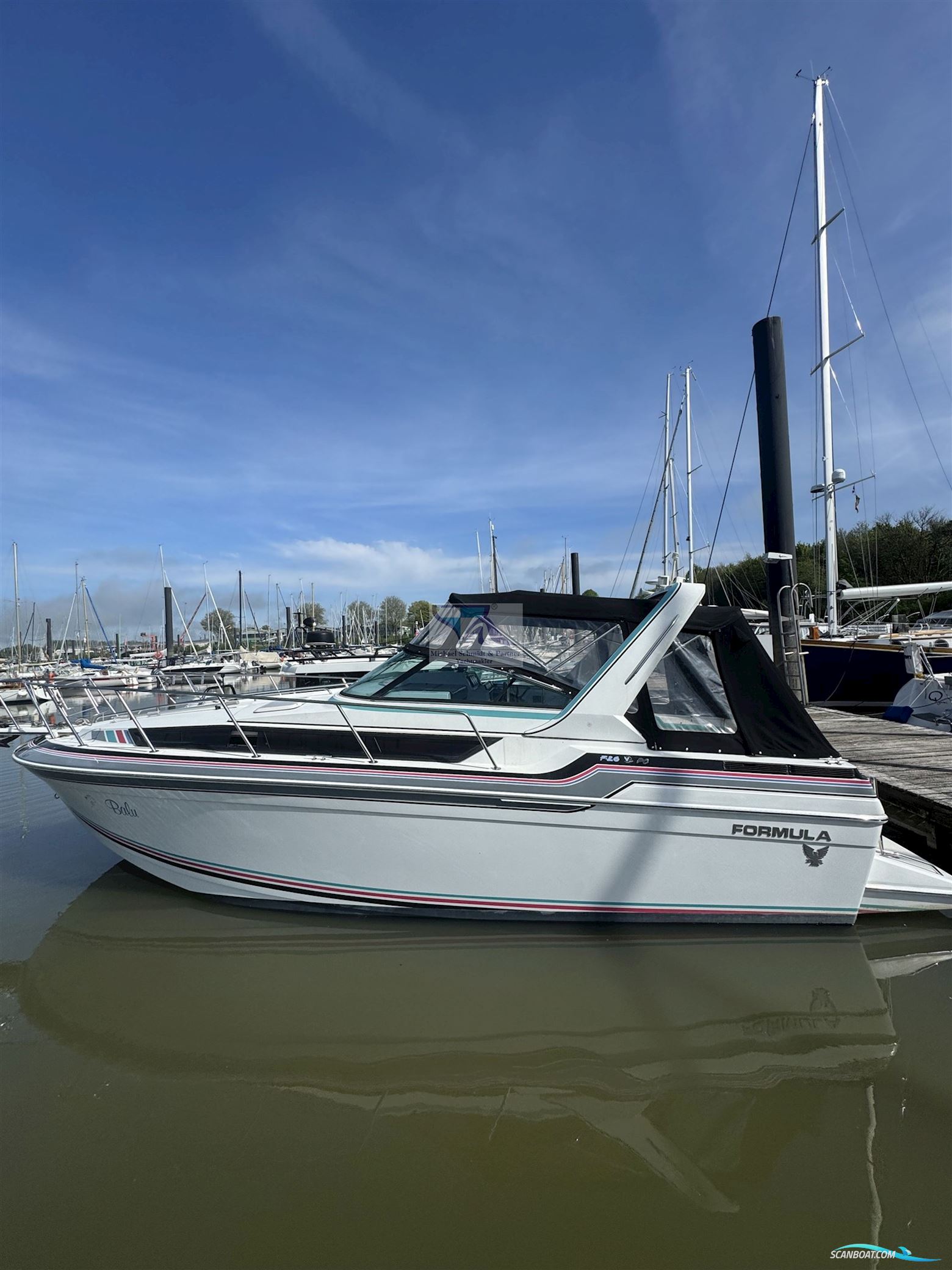 Formula 26 PC Motorboten 1994, met Mercruiser 4,3l V6 motor, Duitsland