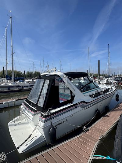 Formula 26 PC Motorboten 1994, met Mercruiser 4,3l V6 motor, Duitsland