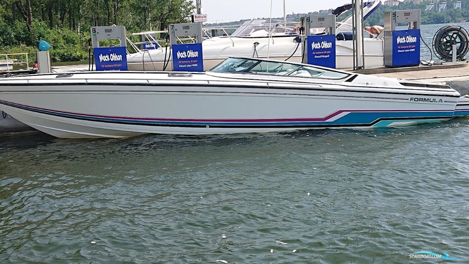 Formula 311 SR-1 Motorboten 1991, met 2 x Mercruiser  motor, Sweden
