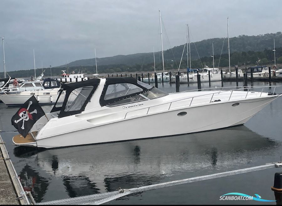 Fountain 38 Express cruiser Motorboten 2005, met Twin mercruiser 496 Mag HO motor, Sweden
