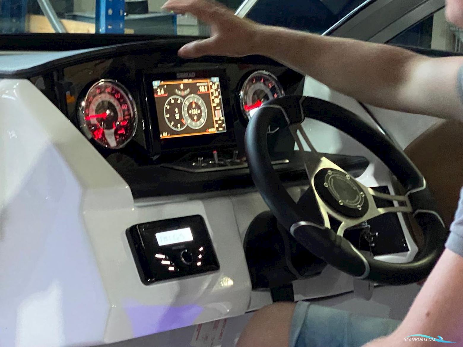 Four Winns  H1 OUTBOARD 21ft