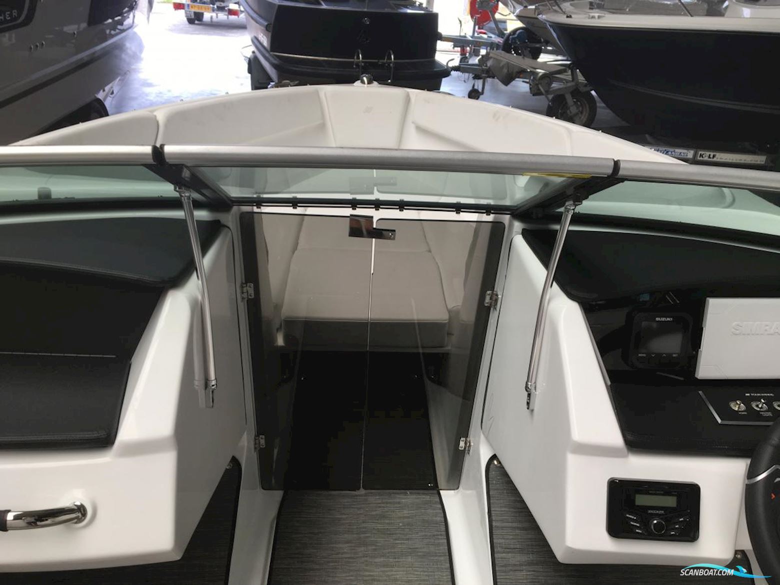 Four Winns  H1 OUTBOARD 21ft