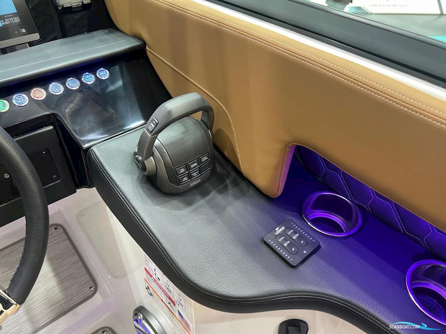 Four Winns  H9 Bowrider