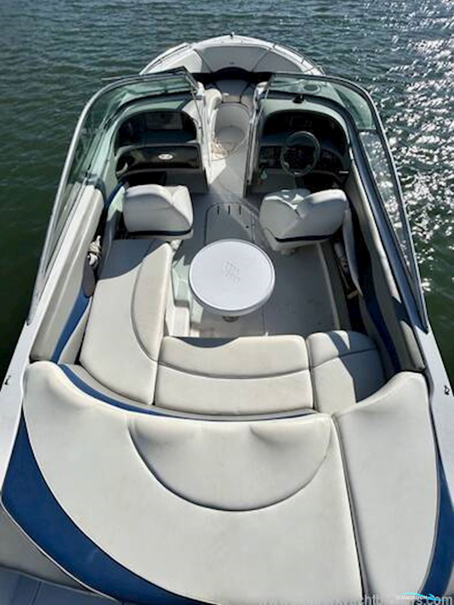 Four Winns 210 Horizon