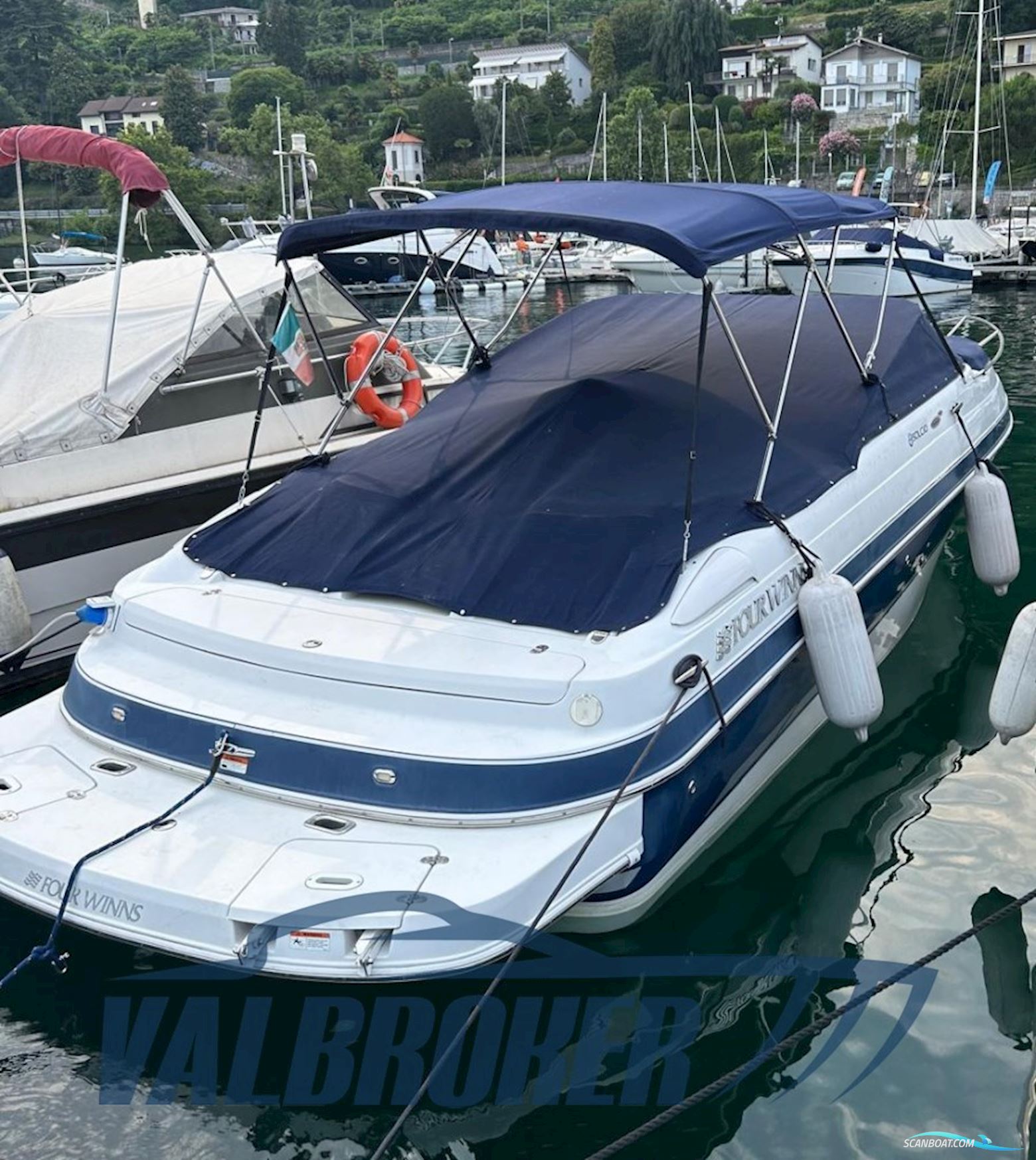 Four Winns 245 Sundowner Motorboten 2004, met Volvo Penta 5.0 Gxi motor, Italië