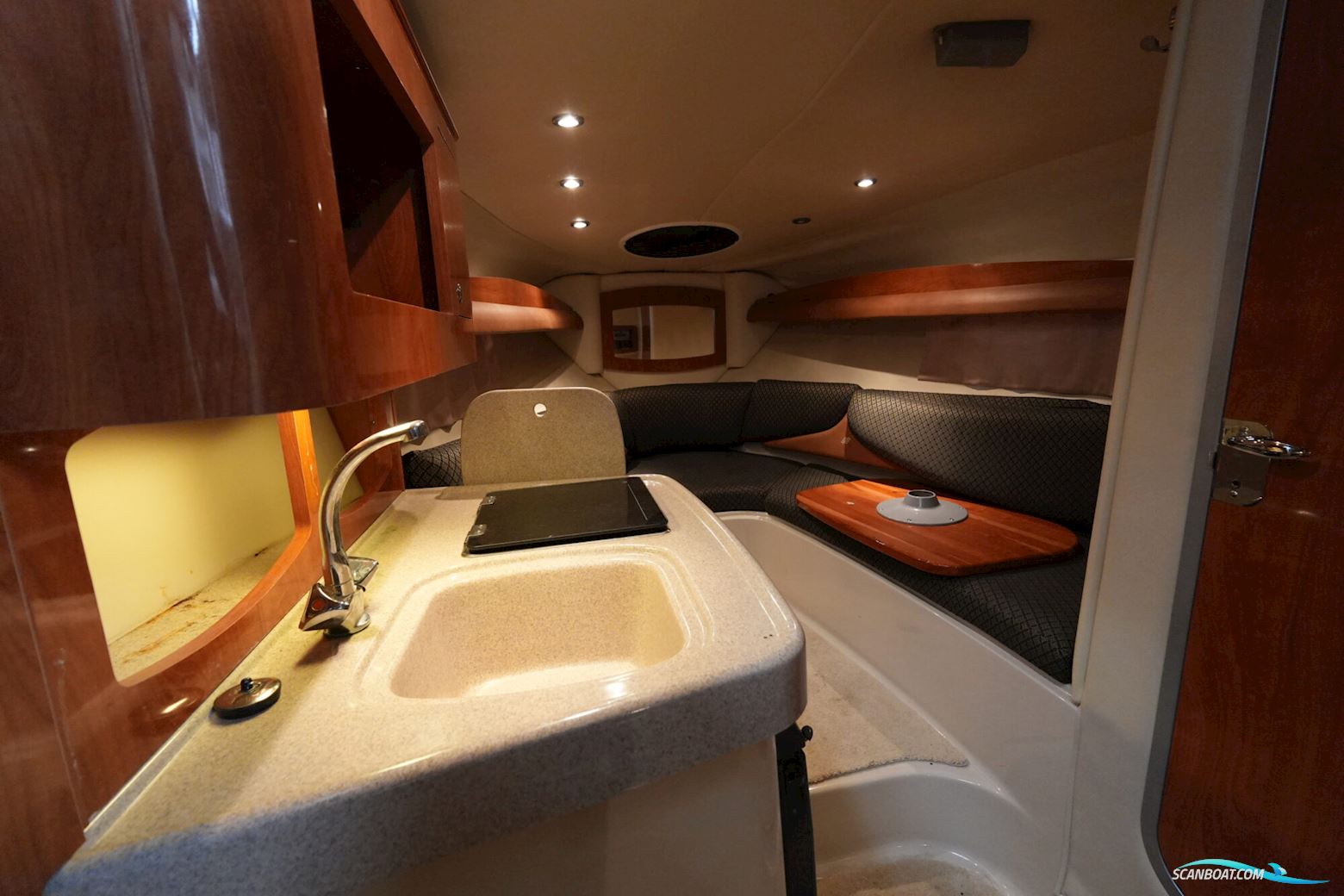 Four Winns 258 Vista