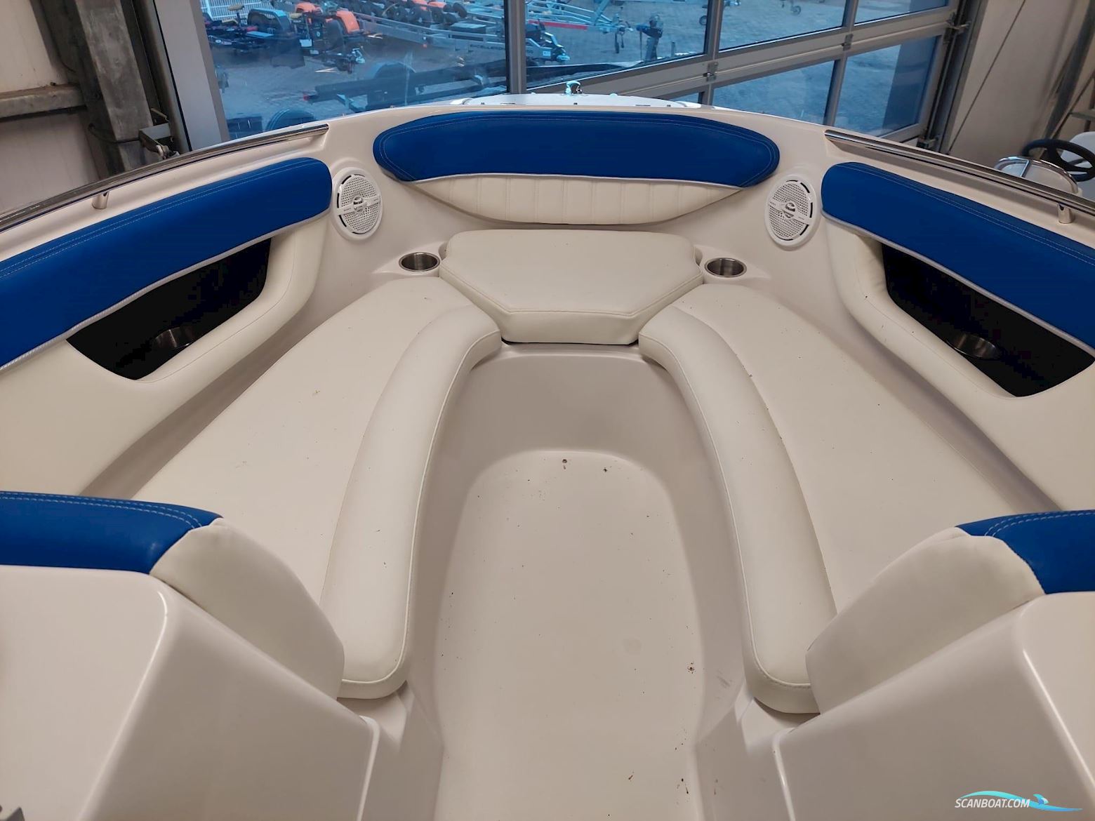 Four Winns 260 Horizon