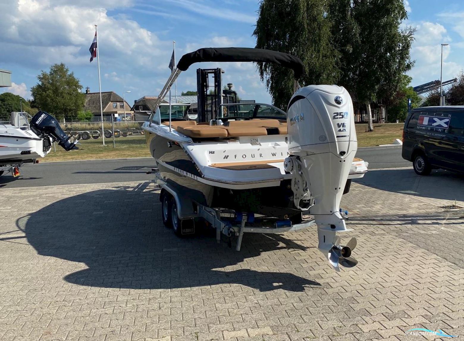 Four Winns H2 Outboard