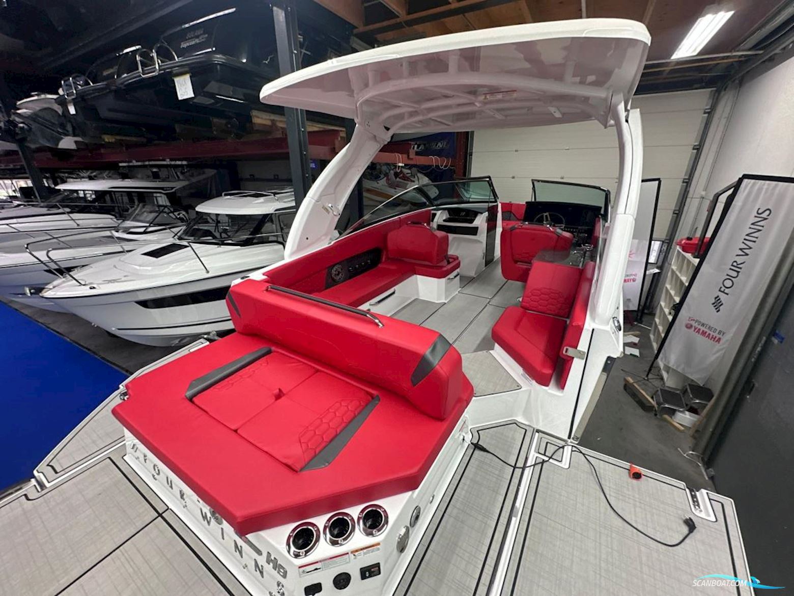 Four Winns H9 Bowrider