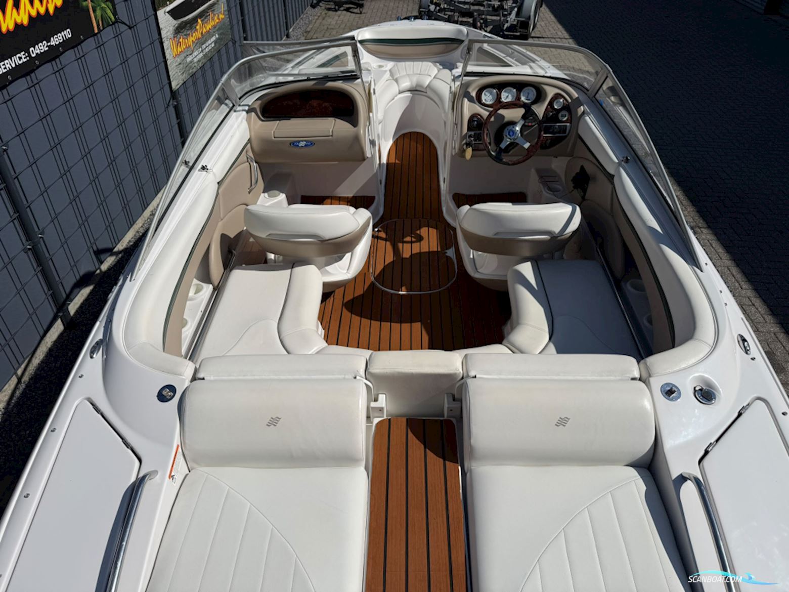 Four Winns Horizon 210