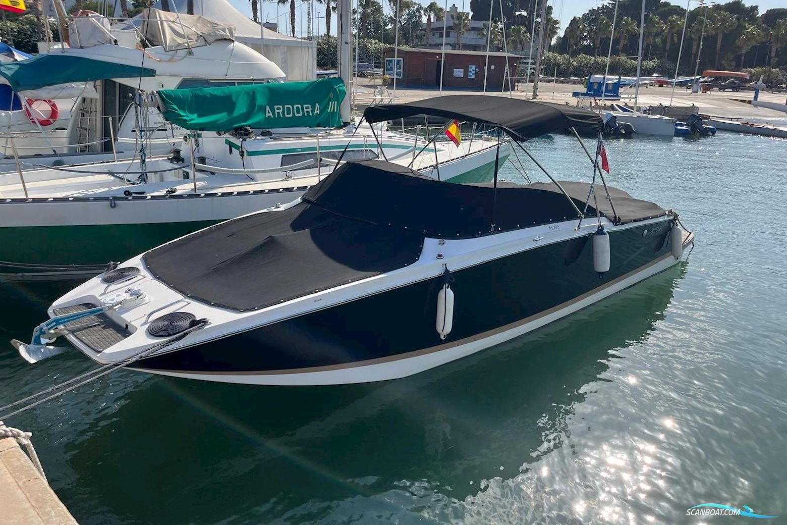 Four Winns SL262