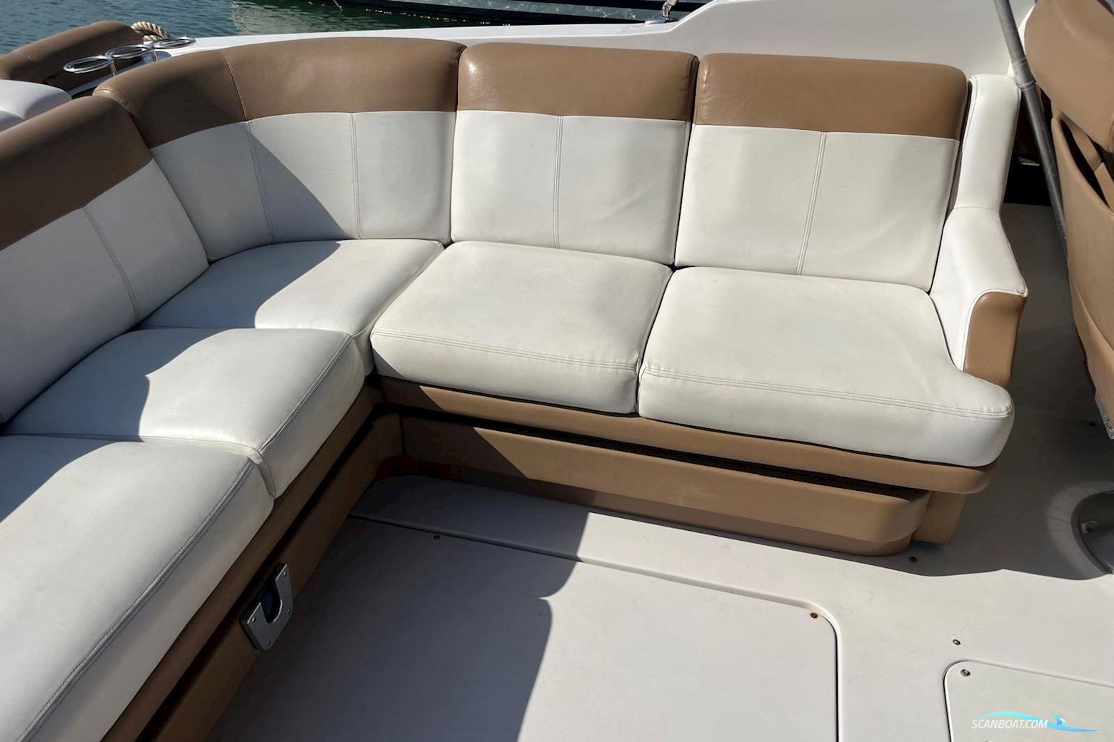 Four Winns SL262